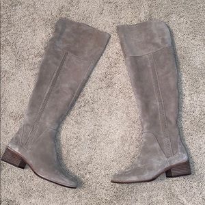 VINCE CAMUTO tan boots - size 7.5